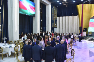 Nəsimi rayonunda 8 Mart - Beynəlxalq Qadınlar Günü münasibətilə tədbir keçirilib.