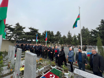 Vətən müharibəsi Şəhidi İsmayılov Emin Tahir oğlunun şəhadət günündə əziz xatirəsi yad olundu.