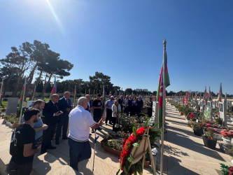 Vətən müharibəsi Şəhidi Baxşəliyev Natiq Saleh oğlunun doğum günündə əziz xatirəsi yad olundu.