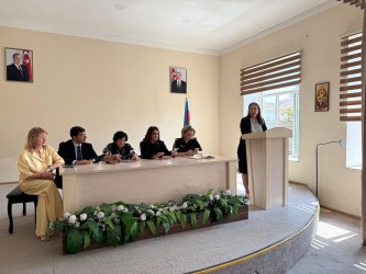 Nəsimi rayonunda Dövlət Suverenliyi Günü ilə əlaqədar "Dövlət Suverenliyinin Tarixi İnkişafı və Müasir Dövrdə Hüquqi Tədqiqi" adlı tədbir keçirilib.