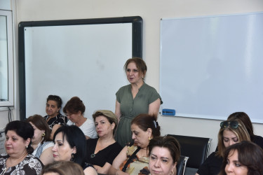 Nəsimi rayon İcra Hakimiyyətinin başçısı növbəti səyyar qəbul keçirib