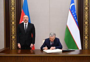 Prezidentlər İlham Əliyev və Şavkat Mirziyoyev Özbəkistanın Azərbaycandakı səfirliyinin yeni binasının açılışında iştirak ediblər