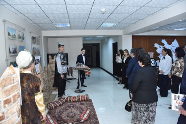 Nəsimi Rayon İcra Hakimiyyətində “Heydər Əliyev və Azərbaycan tarixi” adlı elmi konfrans keçirilib.