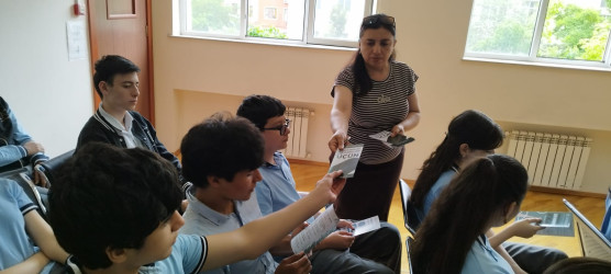 Nəsimi rayonunda 26 iyun - Narkomaniya və Narkobiznesə qarşı Beynəlxalq Mübarizə Günü ərəfəsində maarifləndirici tədbir keçirilib.