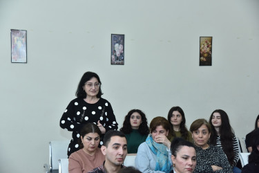 Nəsimi rayon İcra Hakimiyyətinin başçısı növbəti səyyar qəbul keçirib