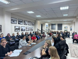 Nəsimi rayonunda Uşaqların və yeniyetmələrin sağlamlığının mühafizəsinə yönəldilmiş tibbi sanitariya xidmətinin təşkili, uşaq və yeniyetmələr arasında su ilə bağlı gigiyenik biliklərin artırılması  mövzusunda maarifləndirici tədbir keçirilib.