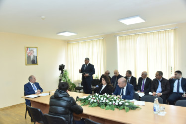 Nəsimi rayon İcra Hakimiyyətinin başçısı növbəti səyyar qəbul keçirib