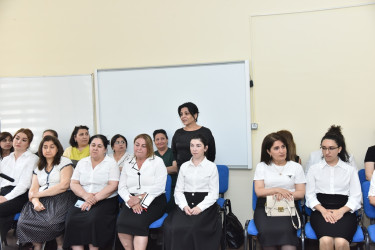 Nəsimi rayon İcra Hakimiyyətinin başçısı növbəti səyyar qəbul keçirib