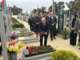 Vətən Müharibəsi Şəhidi Novruzov Aqşin Şahin oğlunun şəhadət günündə əziz xatirəsi yad edildi.