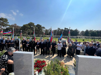 Vətən Müharibəsi Şəhidlərinin və Şəhid Həsənov Faiq Hüseyn oğlunun doğum günü ərəfəsində xatirəsi yad olundu.