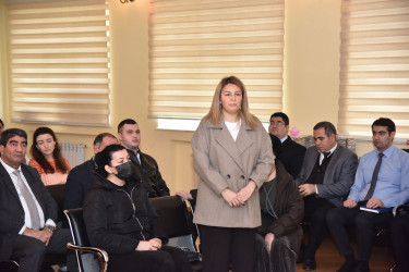 Nəsimi Rayon İcra Hakimiyyətinin başçısı Elxan İbrahimov 1 nömrəli Sahə İnzibati Ərazi Dairəsi üzrə səyyar qəbul keçirib.