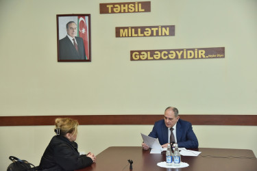 Nəsimi rayon İcra Hakimiyyətinin başçısı növbəti səyyar qəbul keçirib