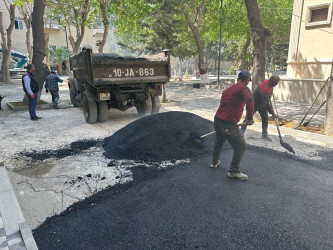 Səməd Vurğun 112 saylı ünvanda asfaltlaşma işləri aparılır.