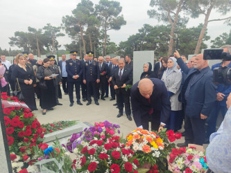 Vətən Müharibəsi Şəhidi Hüseynzadə Həmidağa Bağı oğlunun şəhadət günündə əziz xatirəsi yad edildi.