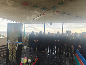 Vətən Müharibəsi Şəhidi Ələsgərov Ələkbər İsgəndər oğlunun şəhadət günündə əziz xatirəsi yad edildi.