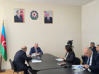 Nəsimi rayon İcra Hakimiyyətinin başçısı növbəti səyyar qəbul keçirib
