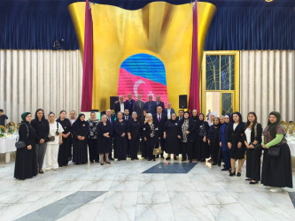 Nəsimi rayonunda Anım Günü ilə bağlı silsilə tədbirlər keçirilib.