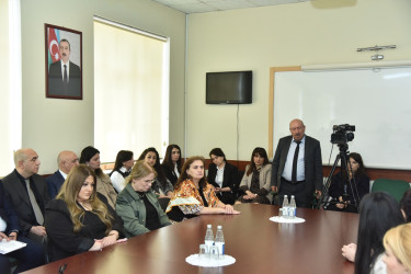 Nəsimi rayon İcra Hakimiyyətinin başçısı növbəti səyyar qəbul keçirib