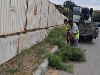 Rayonda tikinti aparılan binaların hasara alınmış ərazilərində  sanitar təmizlik işləri aparılıb.