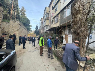 Nəsimi rayonu Alı Mustafayev 41 saylı binada quruculuq və yenidənqurma işlərinə başlanılıb.