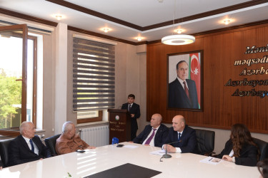 Nəsimi rayonunda 15 iyun – Milli Qurtuluş Gününə həsr olunmuş “15 İyun Milli Qurtuluş günü Müstəqil Azərbaycanımızın şanlı səhifəsidir” adlı tədbir keçirilib.
